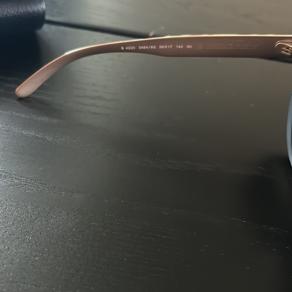 Burberry Sunglasses - Picture 5 of 8